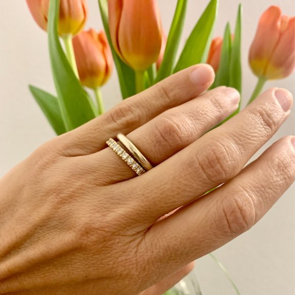 14k Yellow Gold Eternity Diamond Band sz 8.5